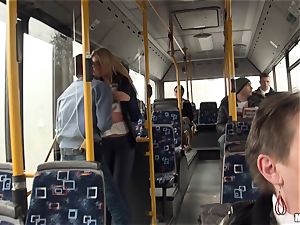 Lindsey Olsen drills her guy on a public bus